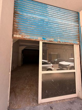 Local comercial en alquiler en Joc de la Bola - Camps d'Esports - Ciutat Jardí - Montcada en Lleida