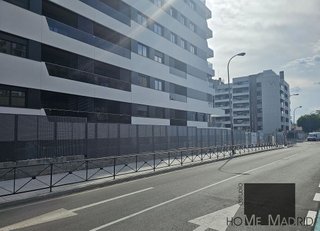 Local comercial en alquiler en Peñagrande en Madrid