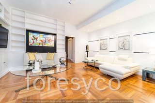 Piso en alquiler en Almagro en Madrid