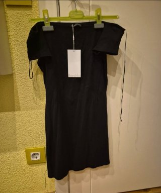 Vestido Bershka negro talla L