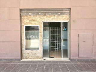 Local comercial en venta en Piscinas en Villarreal