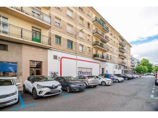 Local comercial en venta en San Jorge en Pamplona