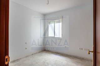 Edificio en venta en Algaba (La)
