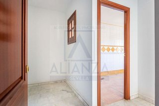 Edificio en venta en Algaba (La)