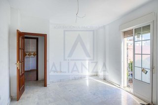 Edificio en venta en Algaba (La)