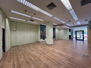 Local comercial en alquiler en San Pedro de Deusto-La Ribera en Bilbao