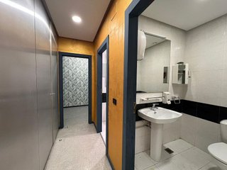 Local comercial en alquiler en San Pedro de Deusto-La Ribera en Bilbao