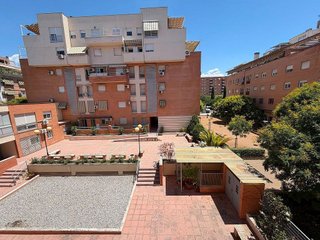 Piso en alquiler en Avda. Federico Garcia Lorca - Nueva Estación Autobuses en Granada