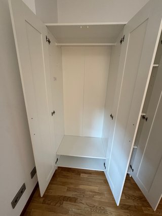 Armario BRIMMES Ikea,blanco de3 puertas con espejo