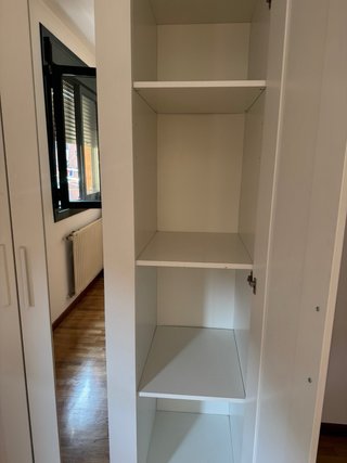 Armario BRIMMES Ikea,blanco de3 puertas con espejo