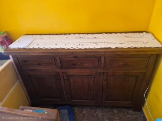 Cómoda de comedor de madera