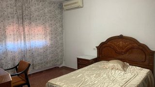Piso en alquiler en Polígono Cartuja – La Paz en Granada