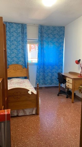Piso en alquiler en Polígono Cartuja – La Paz en Granada
