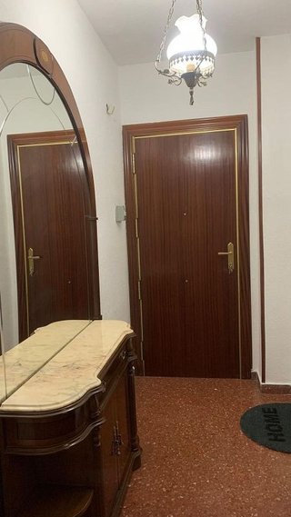 Piso en alquiler en Polígono Cartuja – La Paz en Granada