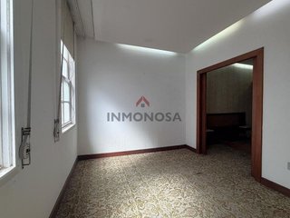 Edificio en venta en Centro en Ferrol