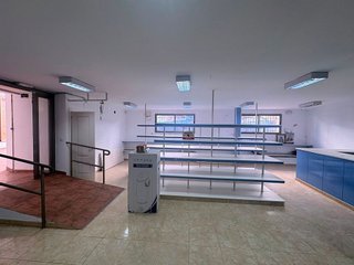 Local comercial en venta en Arjona