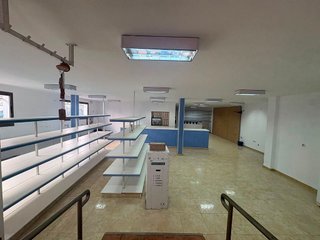Local comercial en venta en Arjona