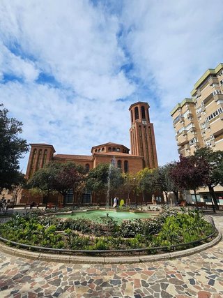 Local comercial en alquiler en Gavarra en Cornellà de Llobregat