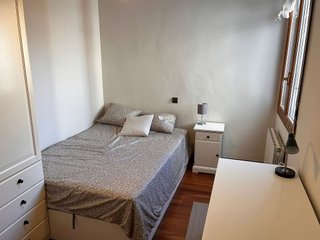 Piso en alquiler en San Pedro de Deusto-La Ribera en Bilbao