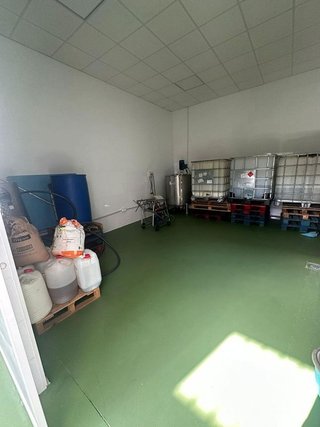 Nave industrial en venta en El Higuerón en Córdoba