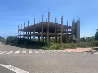 Edificio en venta en Centro en Alcanar