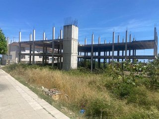Edificio en venta en Centro en Alcanar