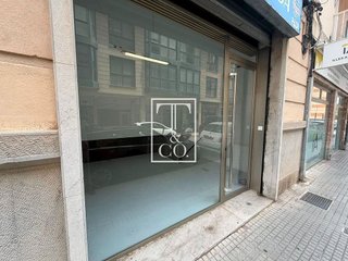 Local comercial en alquiler en Mercat  - La Missió - Plaça dels Patins en Palma de Mallorca
