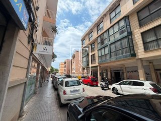 Local comercial en alquiler en Mercat  - La Missió - Plaça dels Patins en Palma de Mallorca