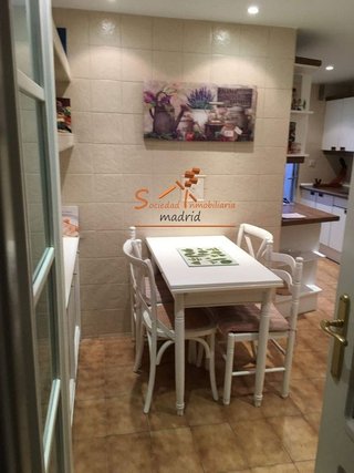 Piso en alquiler en Adelfas en Madrid