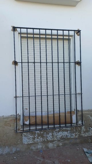 Reja de seguridad para ventana