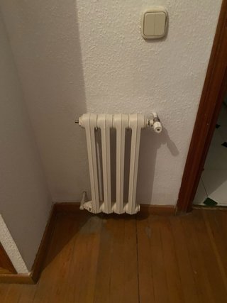17 Radiadores de Hierro Blancos