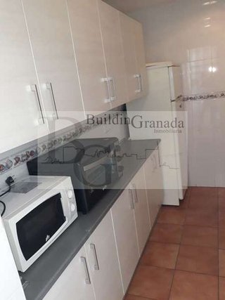 Piso en alquiler en Polígono Cartuja – La Paz en Granada