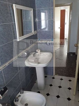 Piso en alquiler en Polígono Cartuja – La Paz en Granada