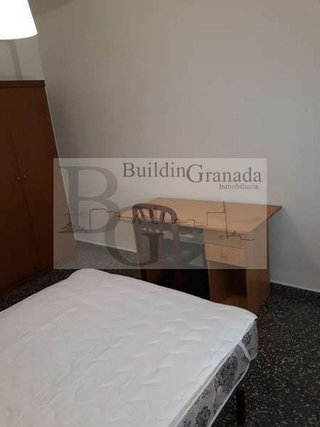 Piso en alquiler en Polígono Cartuja – La Paz en Granada