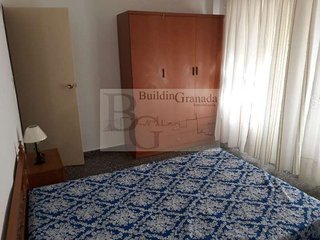 Piso en alquiler en Polígono Cartuja – La Paz en Granada