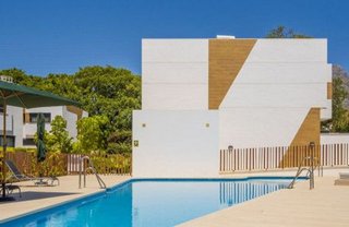 Casa adosada en alquiler en Los Naranjos - Las Brisas en Marbella