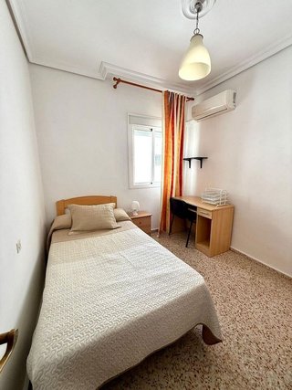 Piso en alquiler en San Julián en Sevilla