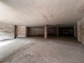 Local comercial en venta en Plaça Catalunya en Manresa