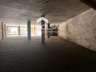 Local comercial en venta en Plaça Catalunya en Manresa