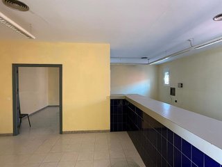 Nave industrial en alquiler en Centro - Doña Mercedes en Dos Hermanas