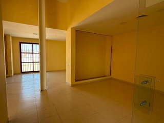Nave industrial en alquiler en Centro - Doña Mercedes en Dos Hermanas