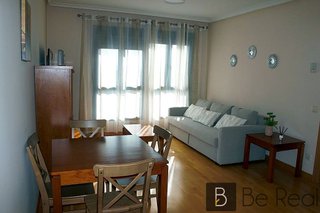 Piso en alquiler en El Barral Ferial en Coslada