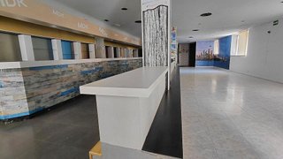 Local comercial en venta en Las Cruces en Villena