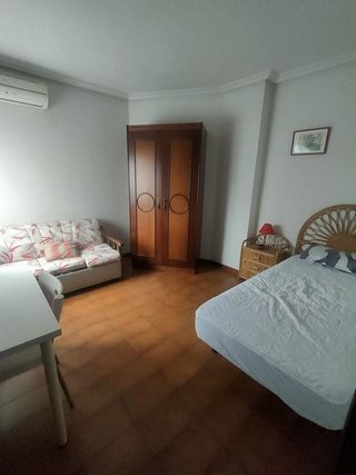 Piso en alquiler en San Isidro - Los Almendros en Alcalá de Henares