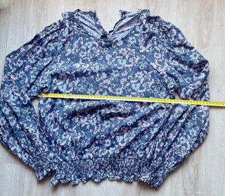 Blusa floral manga larga mujer