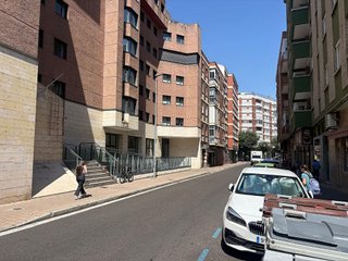 Local comercial en alquiler en San Juan - Batallas en Valladolid