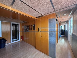 Edificio en venta en El Gall en Esplugues de Llobregat