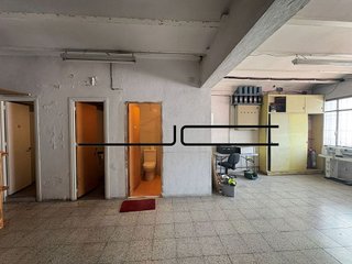 Edificio en venta en El Gall en Esplugues de Llobregat