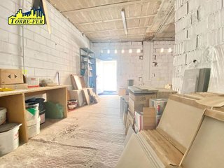 Local comercial en venta en Plaza de Toros - Santa Rita en Almería