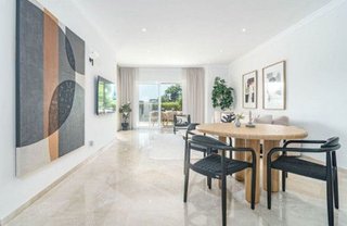 Piso en alquiler en Los Naranjos - Las Brisas en Marbella